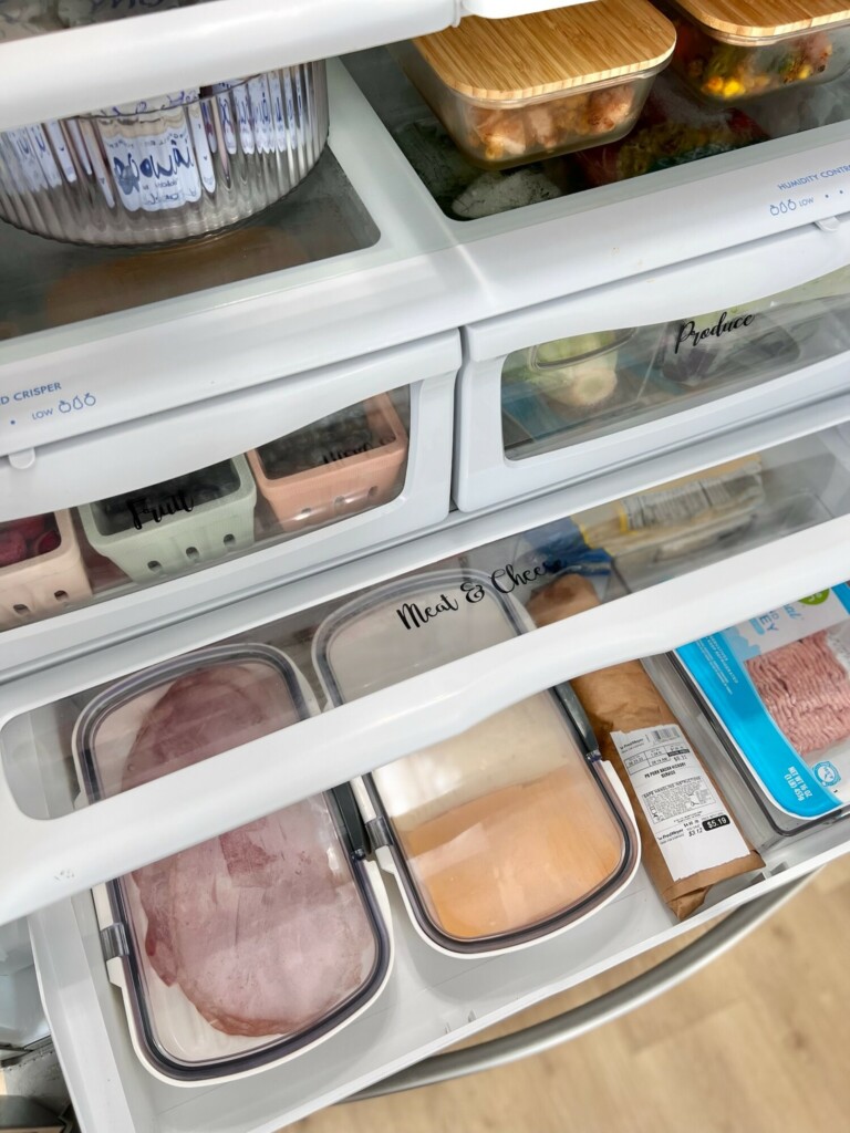 how to organize fridge with containers