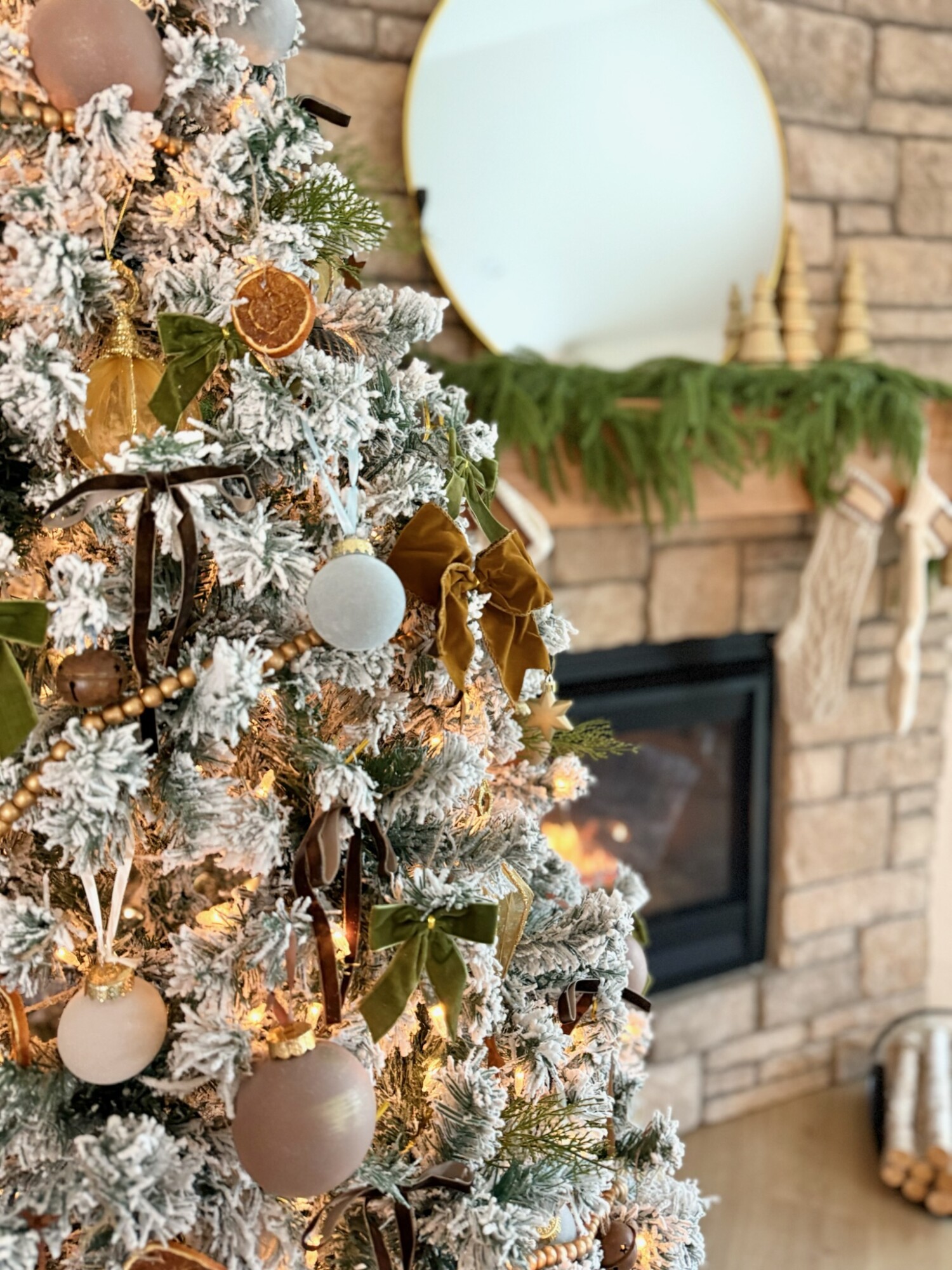 How to Create a Woodland Rustic Christmas Tree
