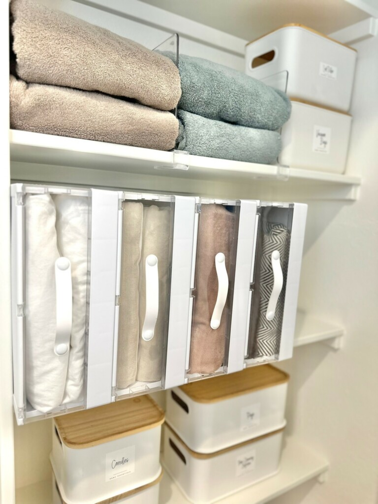 how to organize your closet clothes, how to organize your closet by color, small how to organize your closet, how to organize your closet with little space